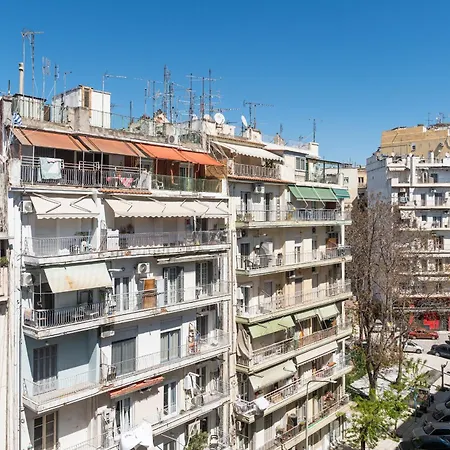 Apartment Hephaestus Veranda In The City Center By Binobi!
